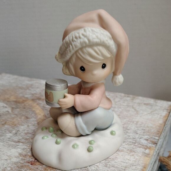 Precious Moments Girl With Santa Hat Figurine. C1/2 - Picture 1 of 4
